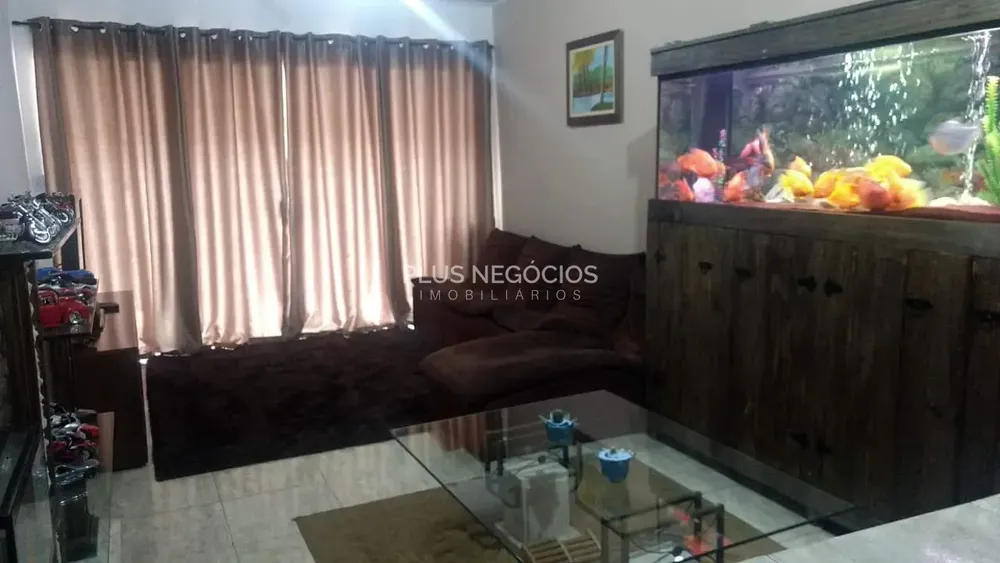 Casa, 3 quartos, 250 m² - Foto 4