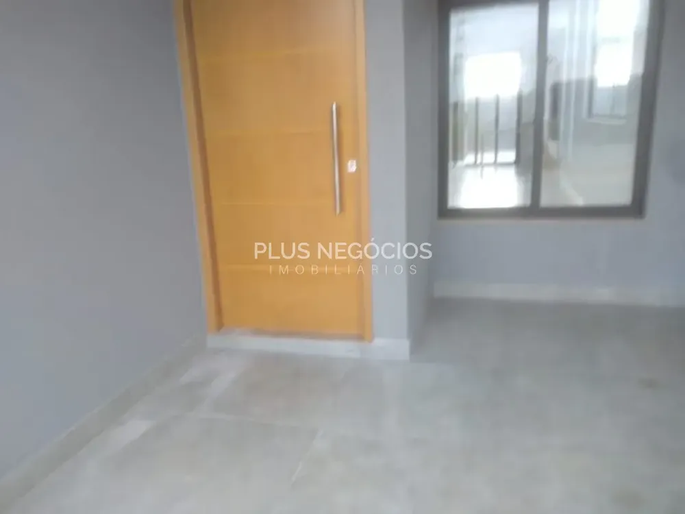 Casa, 3 quartos, 131 m² - Foto 2
