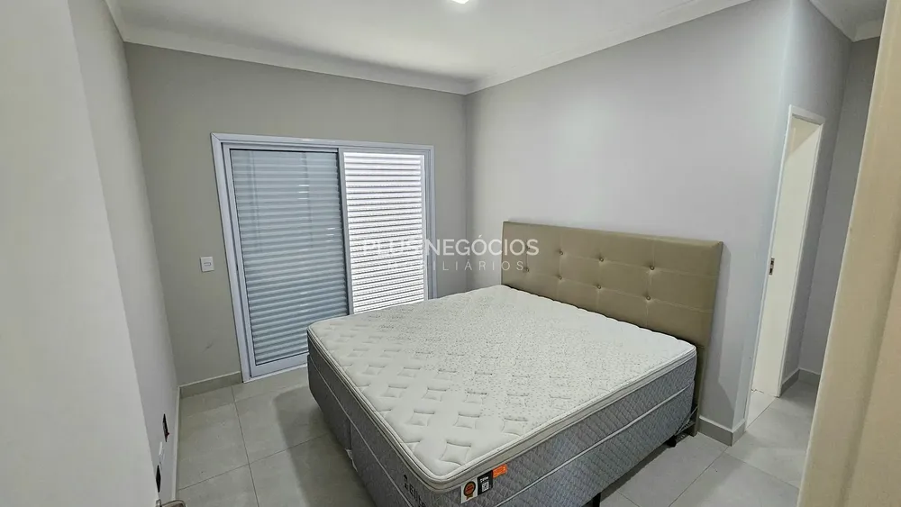 Casa, 3 quartos, 200 m² - Foto 4