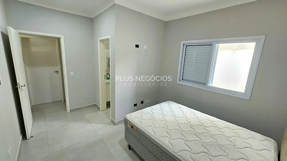 Casa, 3 quartos, 200 m² - Foto 2