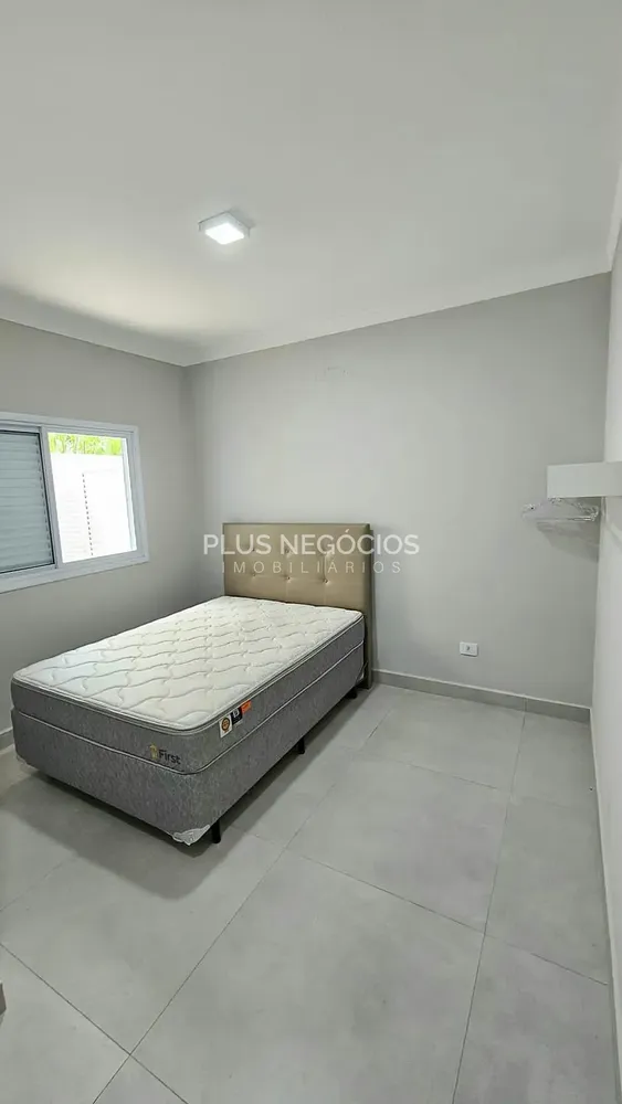 Casa, 3 quartos, 200 m² - Foto 1