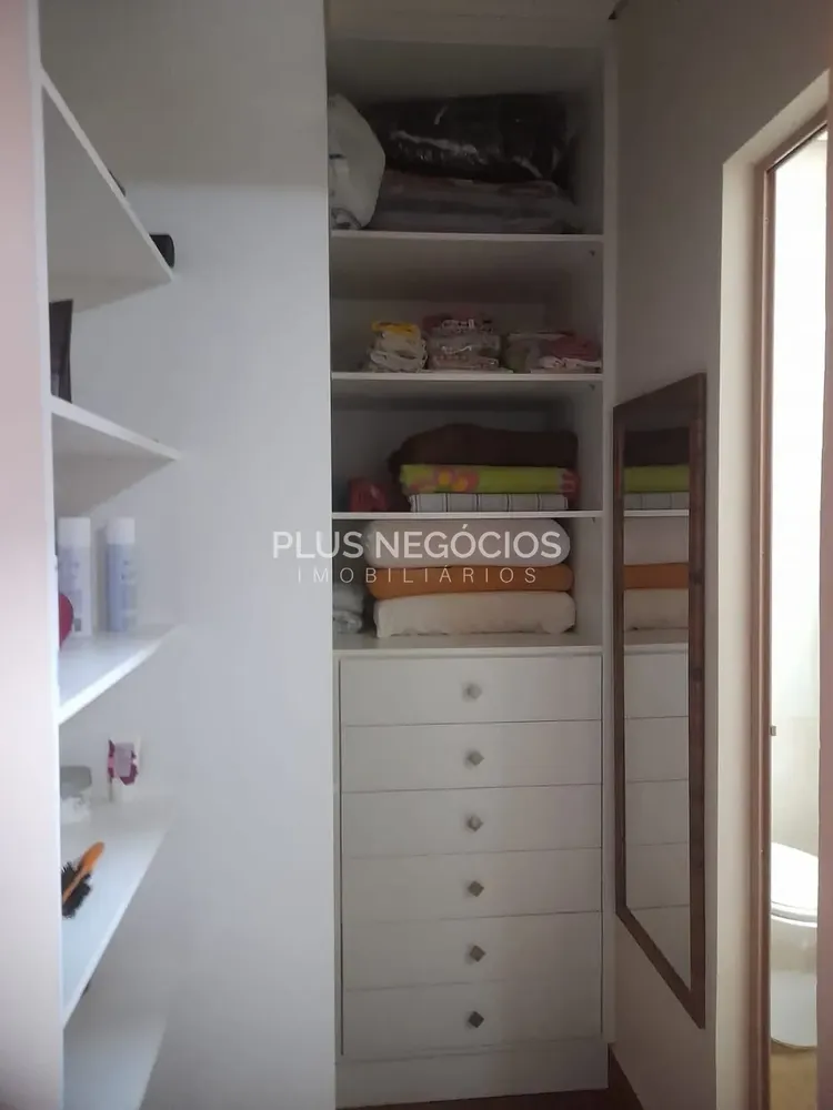 Chácara, 2 quartos, 1040 m² - Foto 2