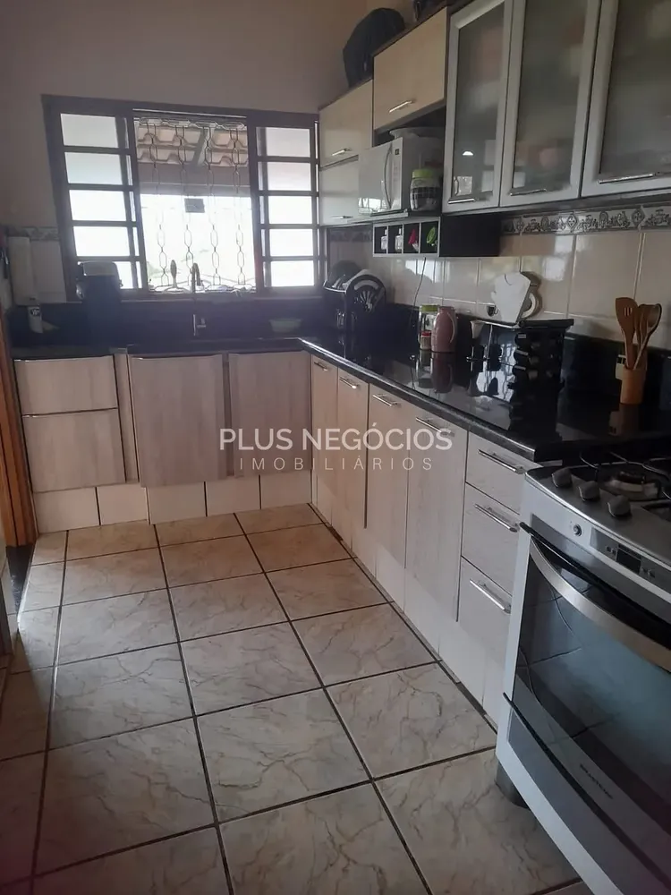 Chácara, 2 quartos, 1040 m² - Foto 9