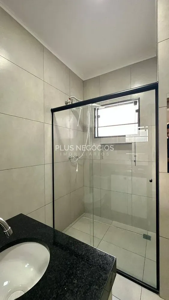 Casa, 3 quartos, 220 m² - Foto 2