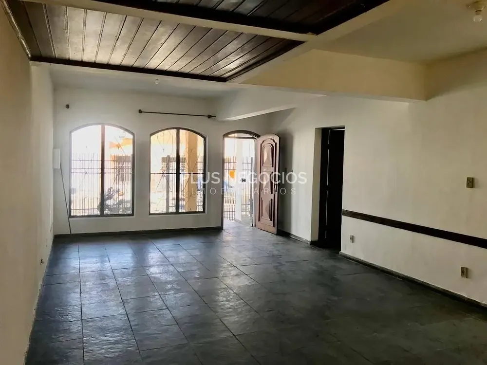 Casa, 4 quartos, 300 m² - Foto 11