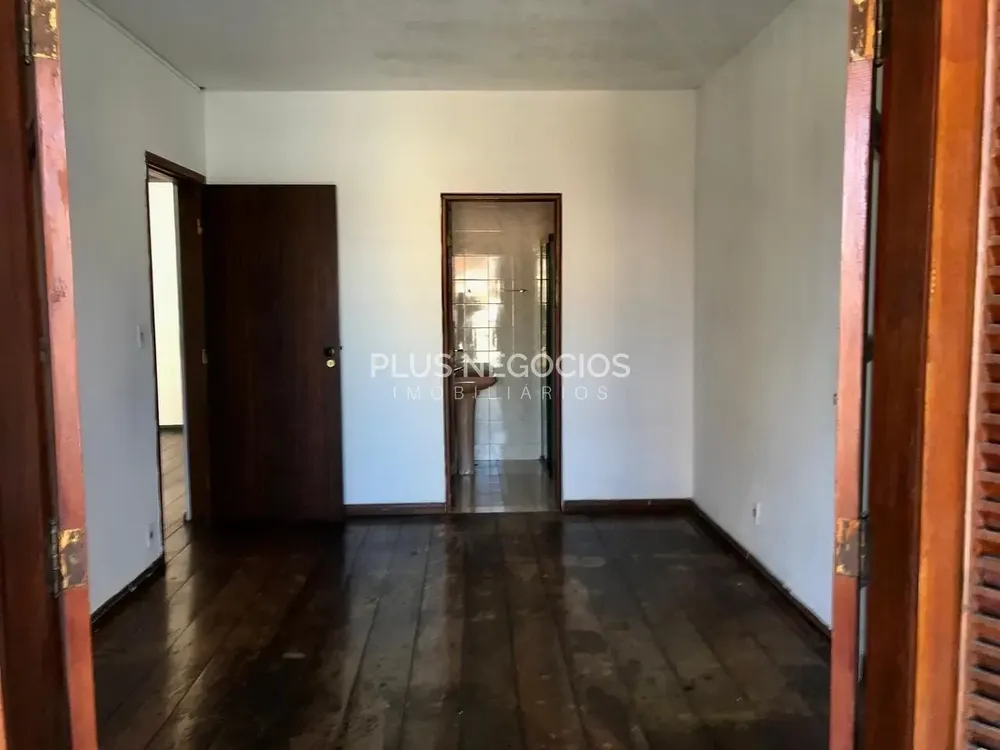 Casa, 4 quartos, 300 m² - Foto 2