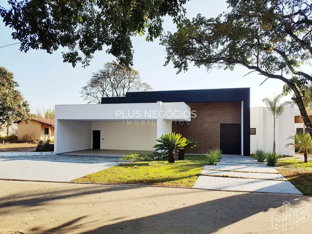 Casa, 3 quartos, 419 m² - Foto 1