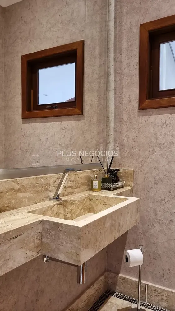 Casa, 3 quartos, 323 m² - Foto 8