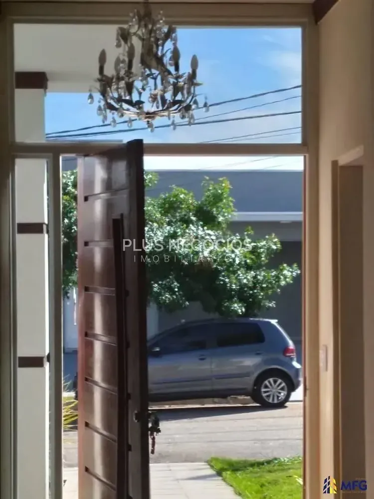 Casa, 3 quartos, 180 m² - Foto 1