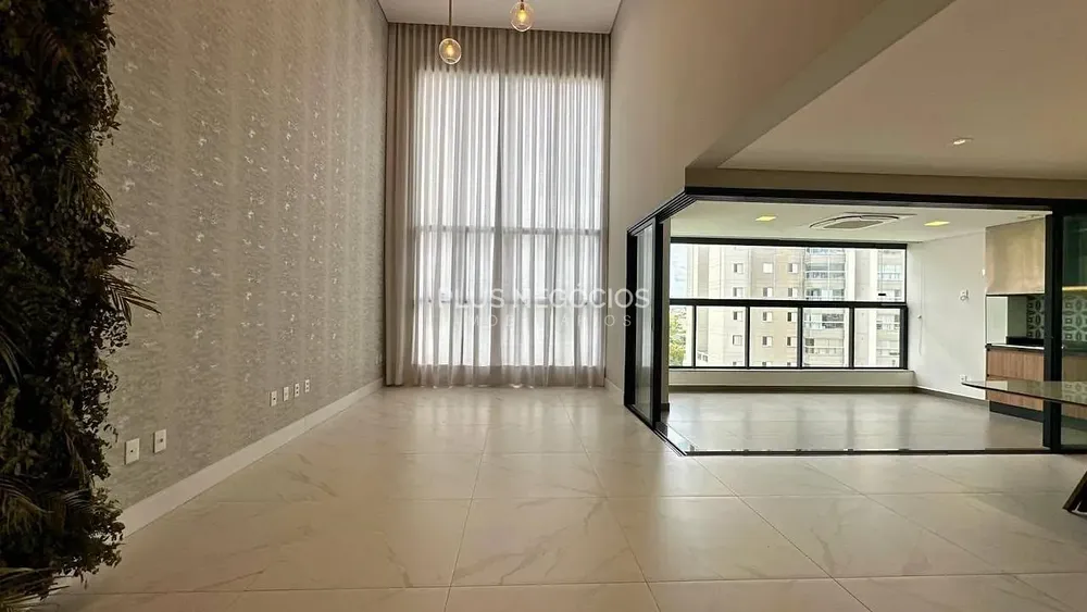 Apartamento, 3 quartos, 220 m² - Foto 1
