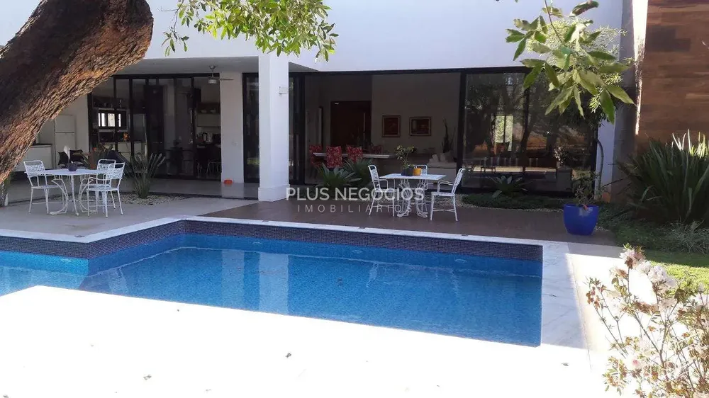Casa, 3 quartos, 515 m² - Foto 1