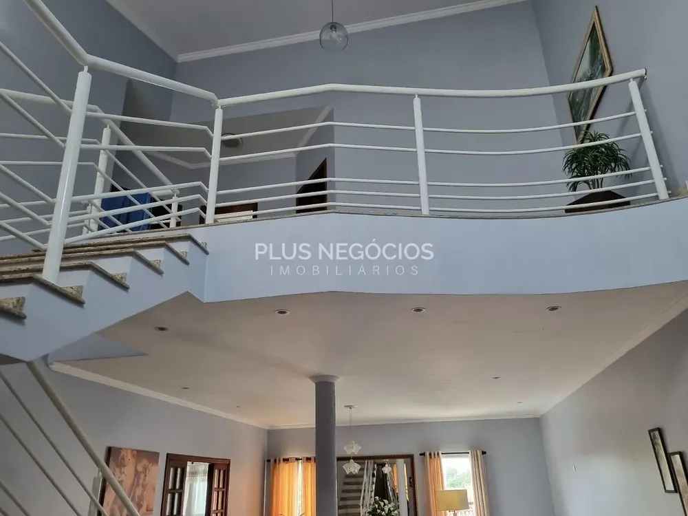 Casa, 4 quartos, 220 m² - Foto 2