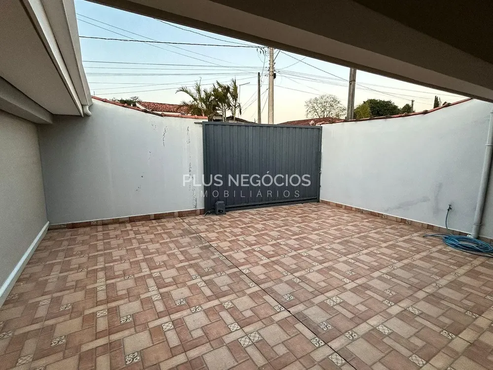 Chácara, 3 quartos, 1250 m² - Foto 2