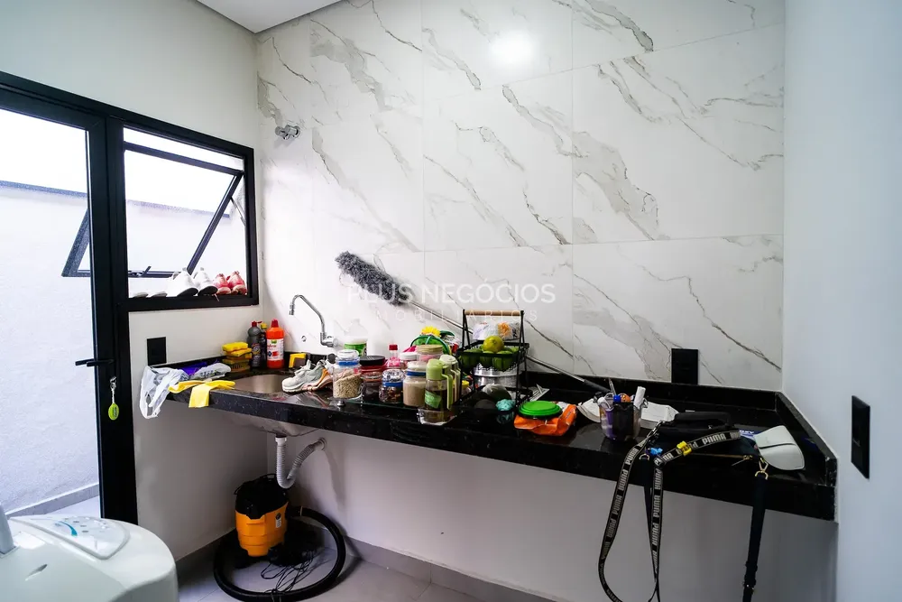Casa, 3 quartos, 200 m² - Foto 1
