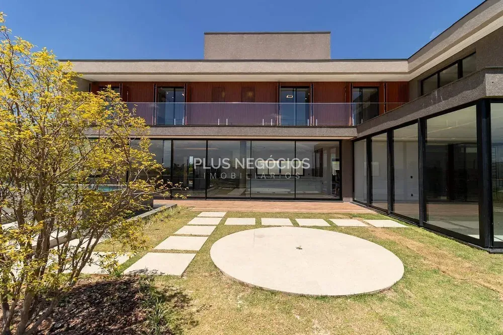 Casa, 6 quartos, 720 m² - Foto 1