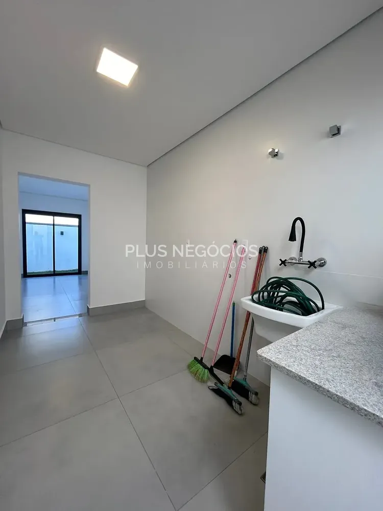 Casa, 4 quartos, 210 m² - Foto 10