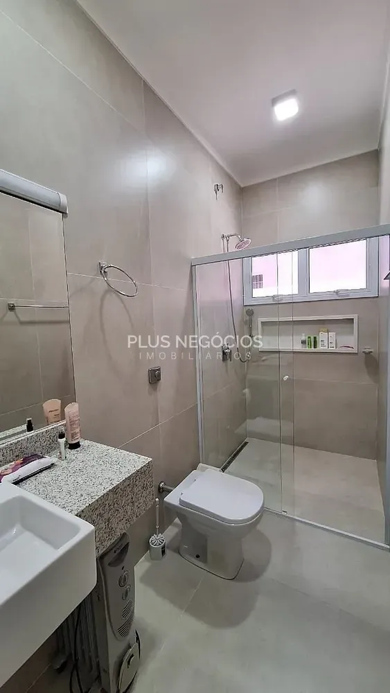 Casa, 3 quartos, 296 m² - Foto 8