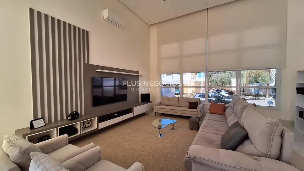 Casa, 3 quartos, 296 m² - Foto 1