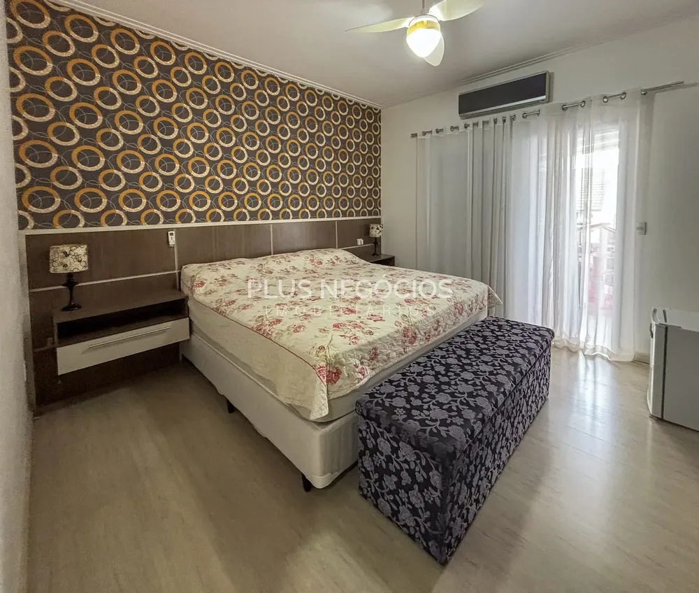 Casa, 3 quartos, 234 m² - Foto 7