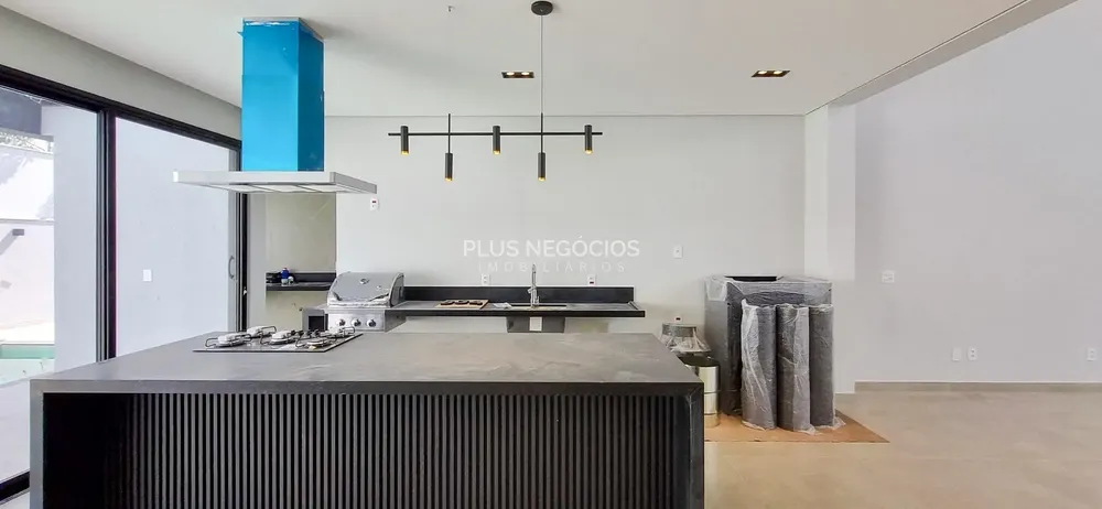 Casa, 3 quartos, 240 m² - Foto 1