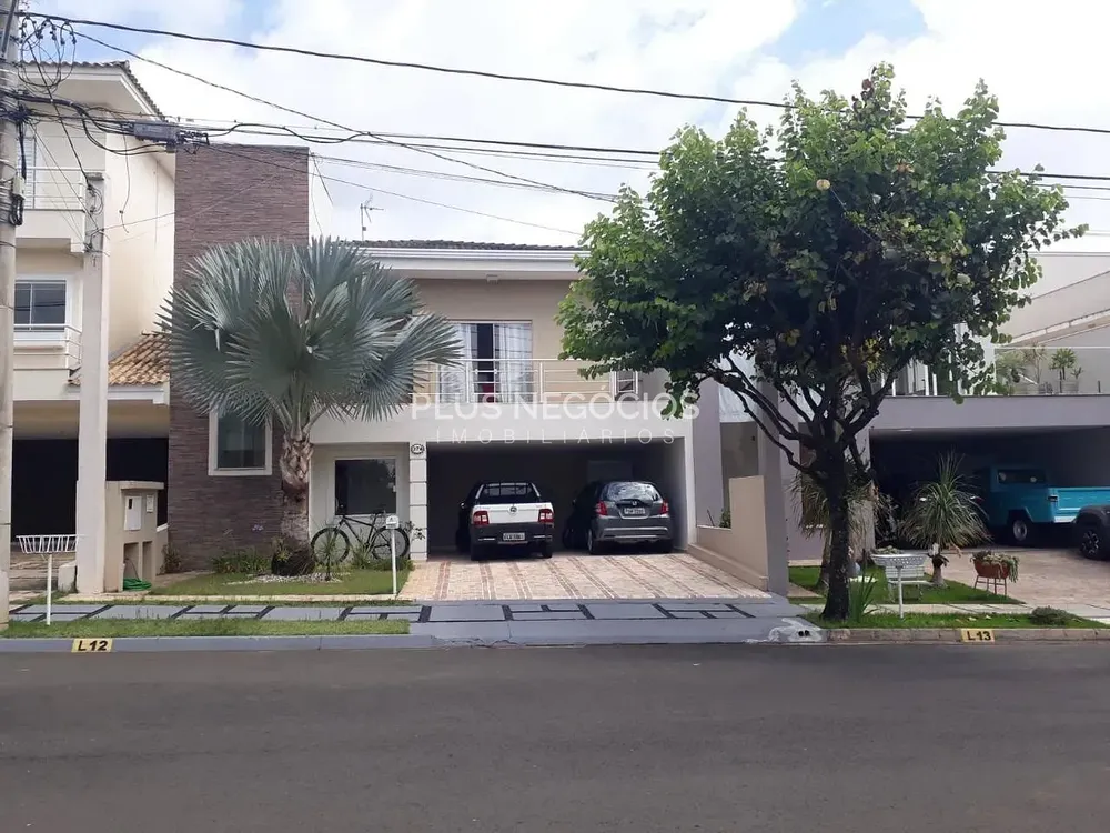 Casa, 3 quartos, 214 m² - Foto 1