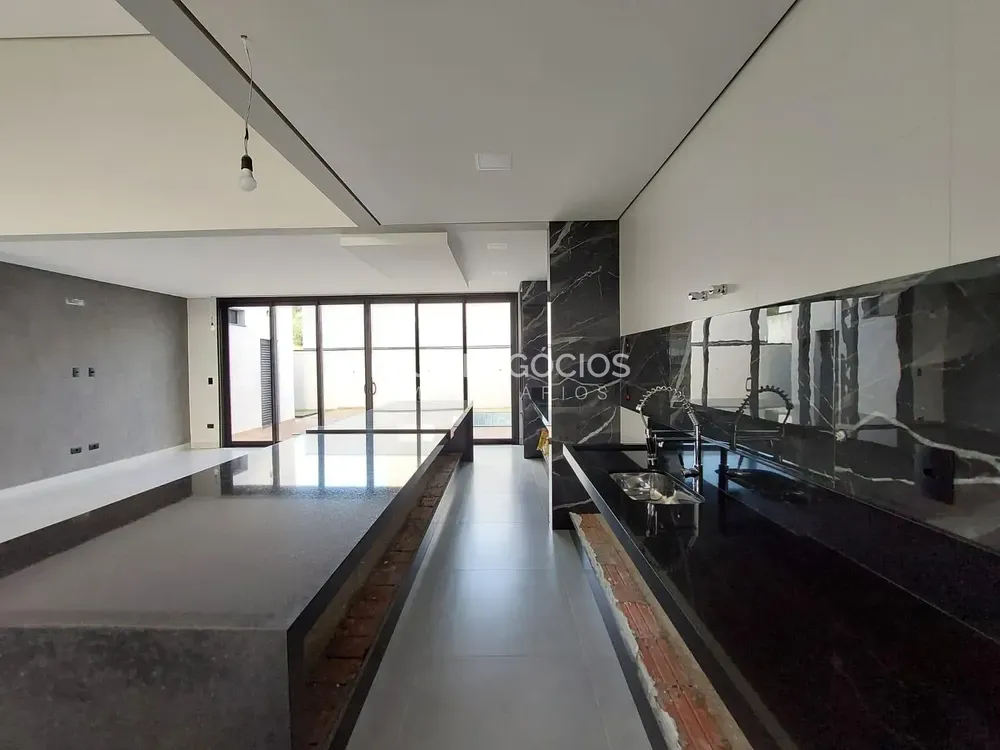Casa, 3 quartos, 244 m² - Foto 7