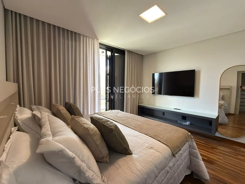Casa, 4 quartos, 326 m² - Foto 8