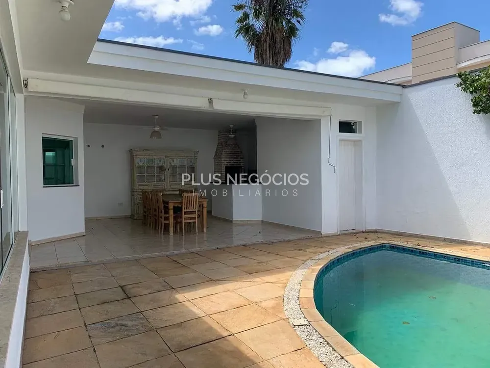 Casa, 3 quartos, 300 m² - Foto 2