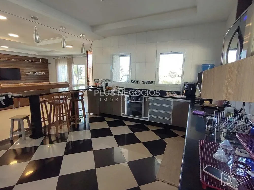 Casa, 4 quartos, 311 m² - Foto 4
