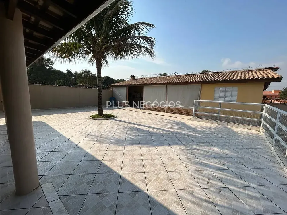 Chácara, 2 quartos, 1600 m² - Foto 3