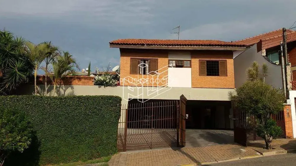 Casa, 3 quartos, 330 m² - Foto 1