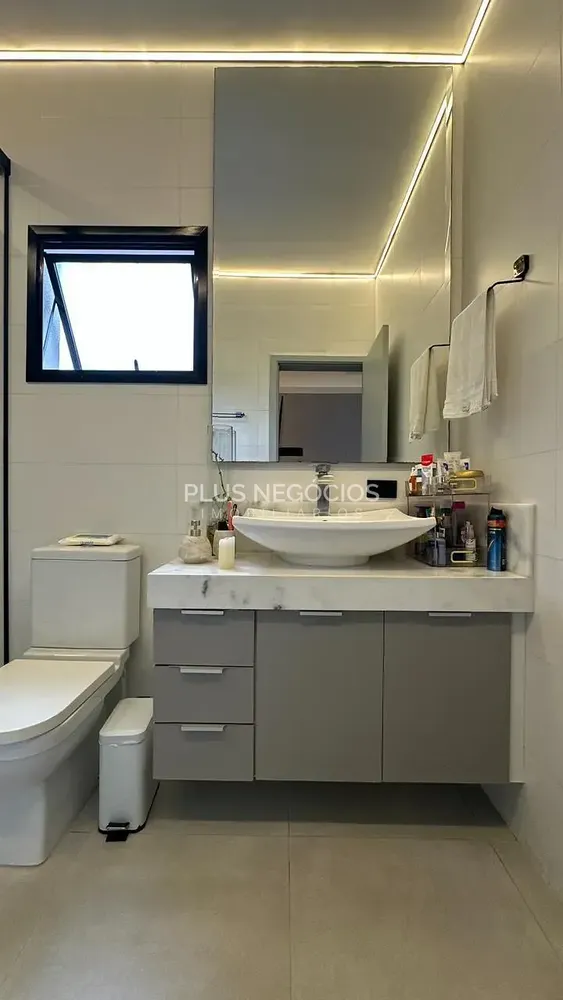 Casa, 3 quartos, 250 m² - Foto 1