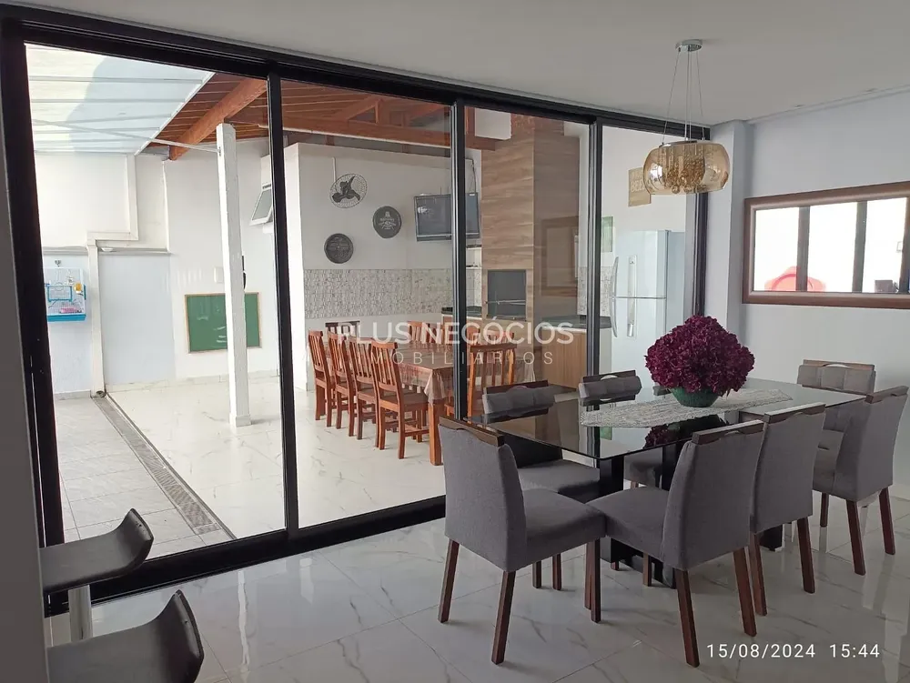 Casa, 3 quartos, 259 m² - Foto 7