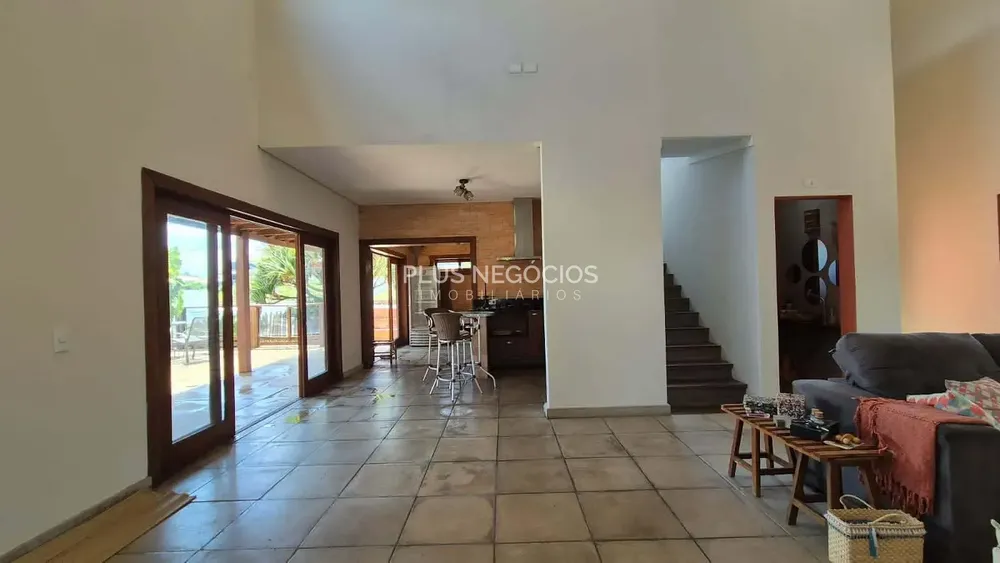 Casa, 3 quartos, 219 m² - Foto 8