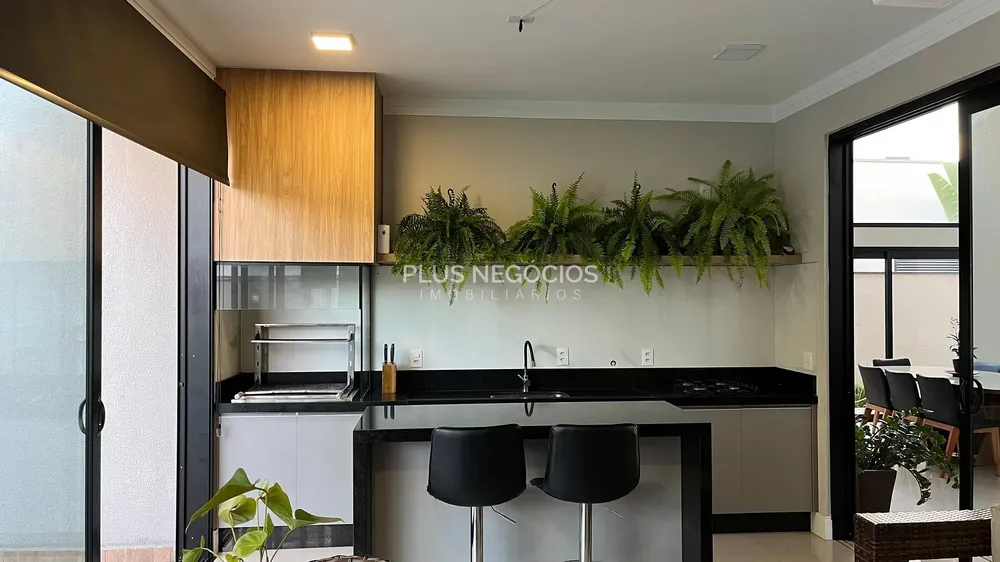Casa, 3 quartos, 252 m² - Foto 2