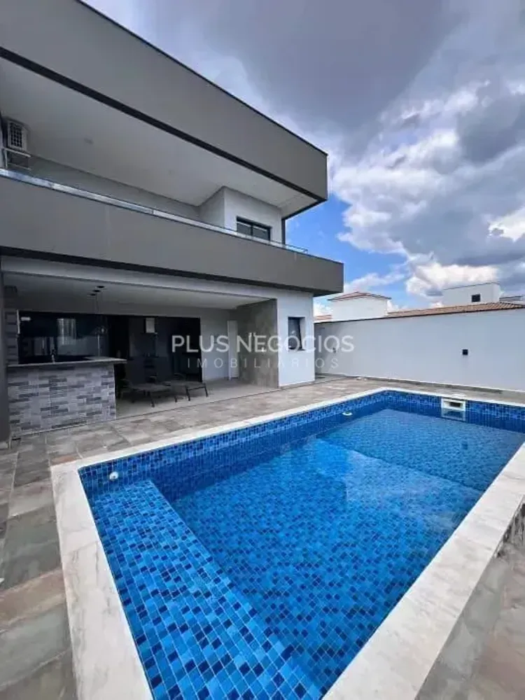 Casa, 3 quartos, 260 m² - Foto 1