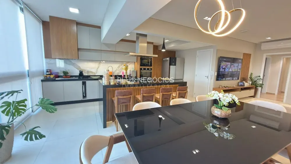 Apartamento, 3 quartos, 125 m² - Foto 2