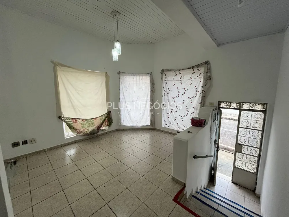 Casa, 1 quarto, 241 m² - Foto 3