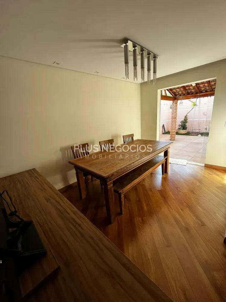 Casa, 3 quartos, 113 m² - Foto 1