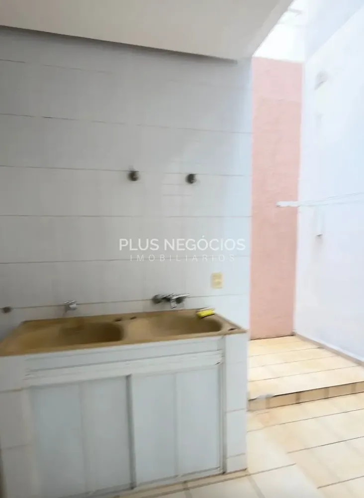 Casa, 4 quartos, 245 m² - Foto 7