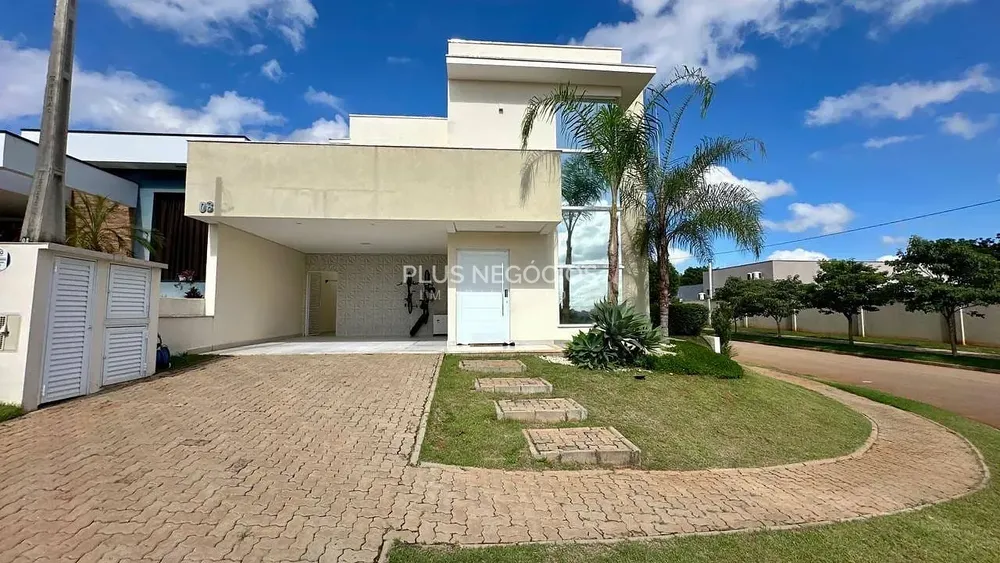 Casa, 3 quartos, 249 m² - Foto 1