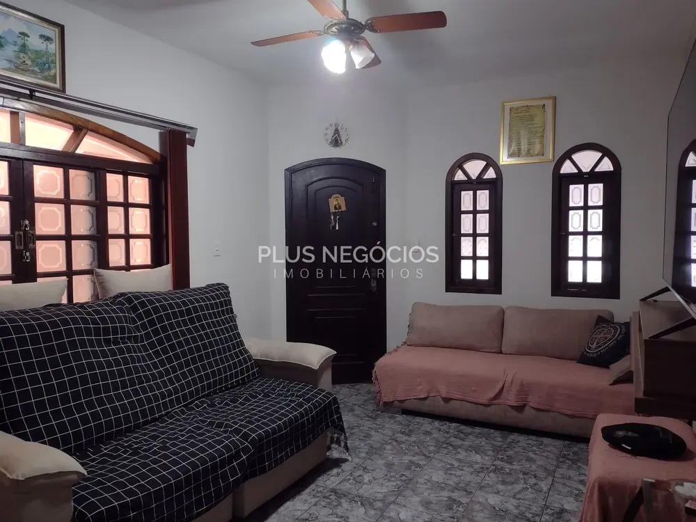 Casa, 3 quartos, 207 m² - Foto 2
