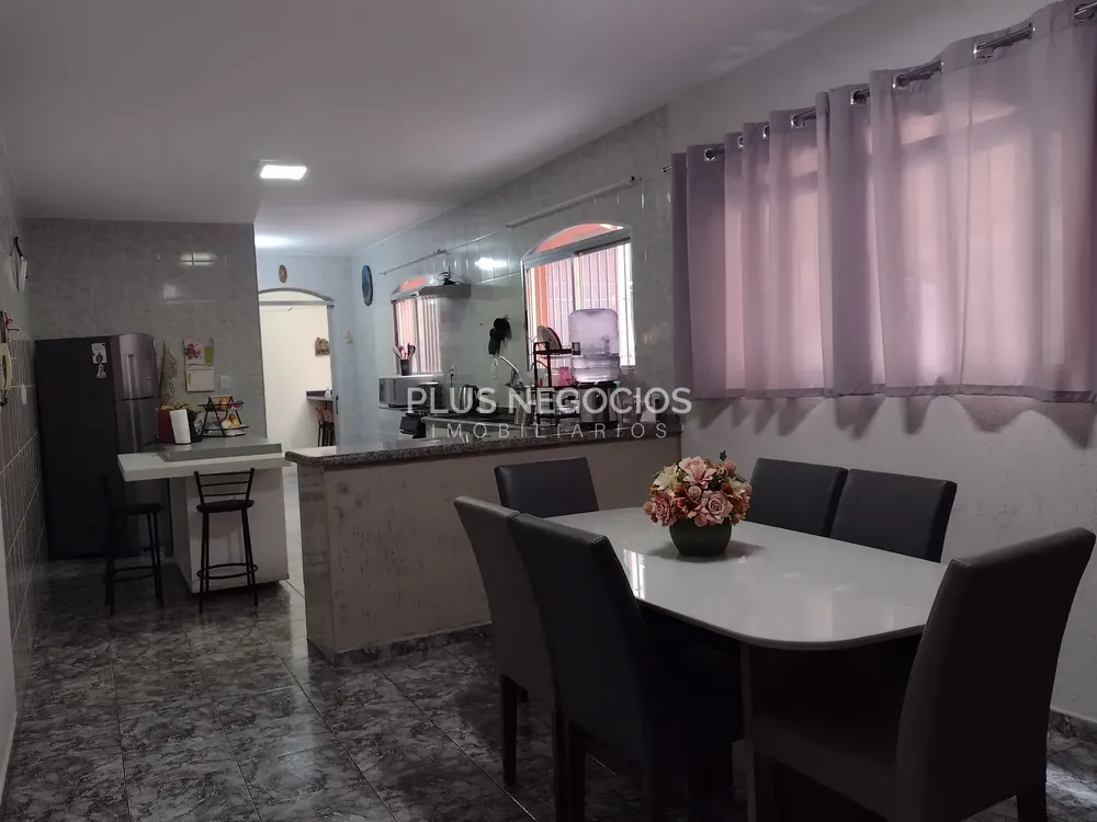 Casa, 3 quartos, 207 m² - Foto 5