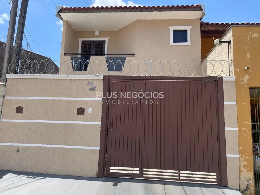 Casa, 3 quartos, 147 m² - Foto 1