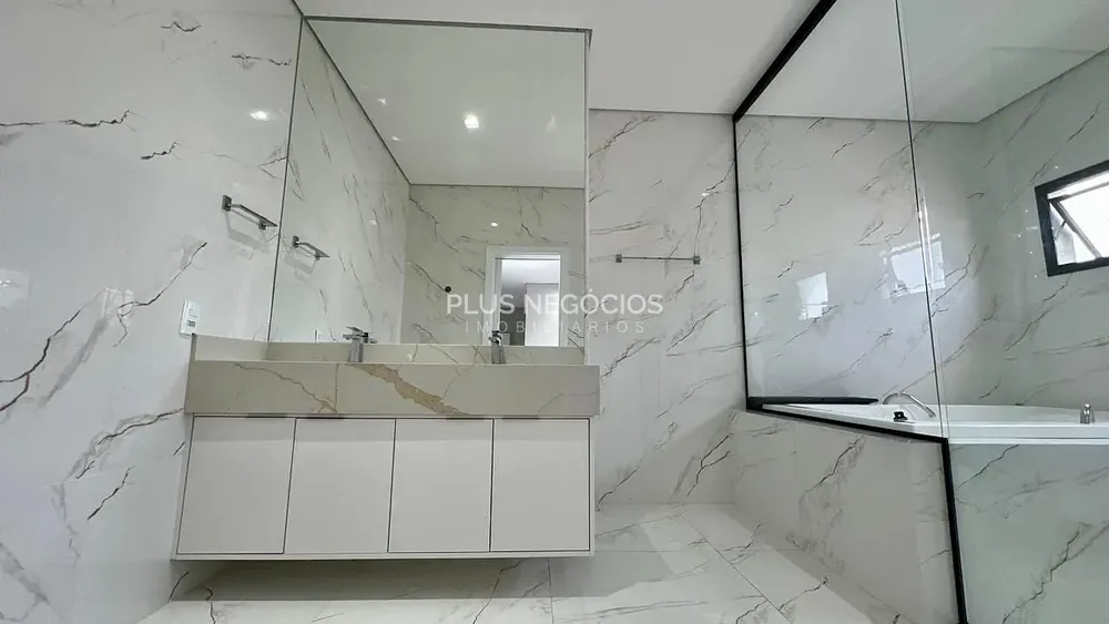 Sobrado, 3 quartos, 419 m² - Foto 8