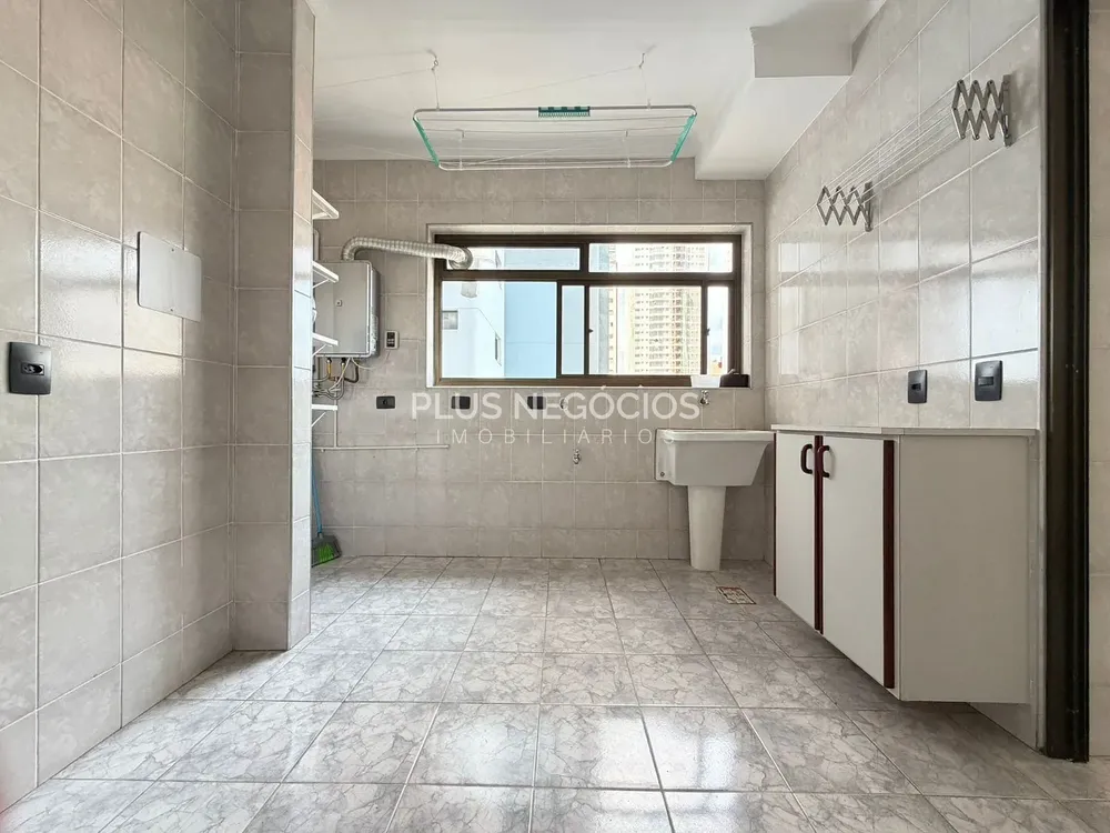 Apartamento, 3 quartos, 206 m² - Foto 4