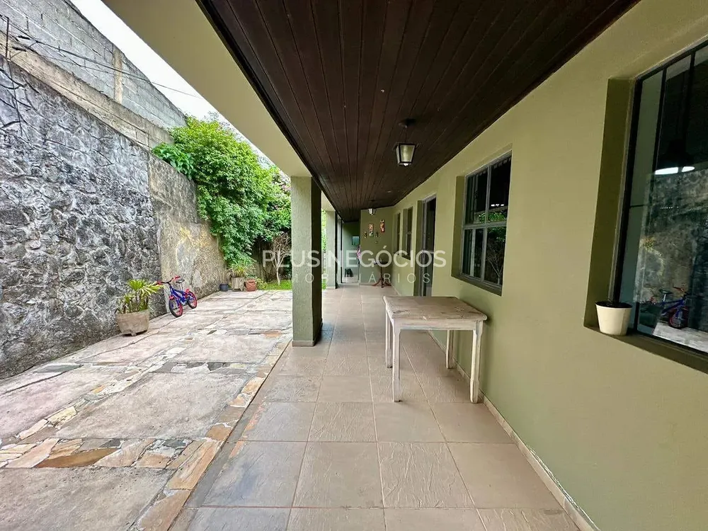 Chácara, 3 quartos, 2500 m² - Foto 8
