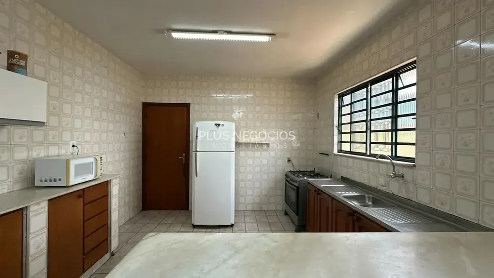 Casa, 3 quartos, 221 m² - Foto 4