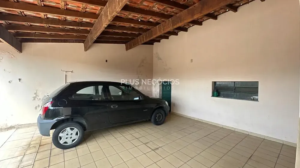 Casa, 3 quartos, 221 m² - Foto 2