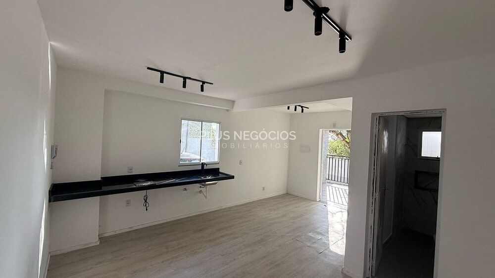 Apartamento à venda com 1 quarto, 33m² - Foto 1